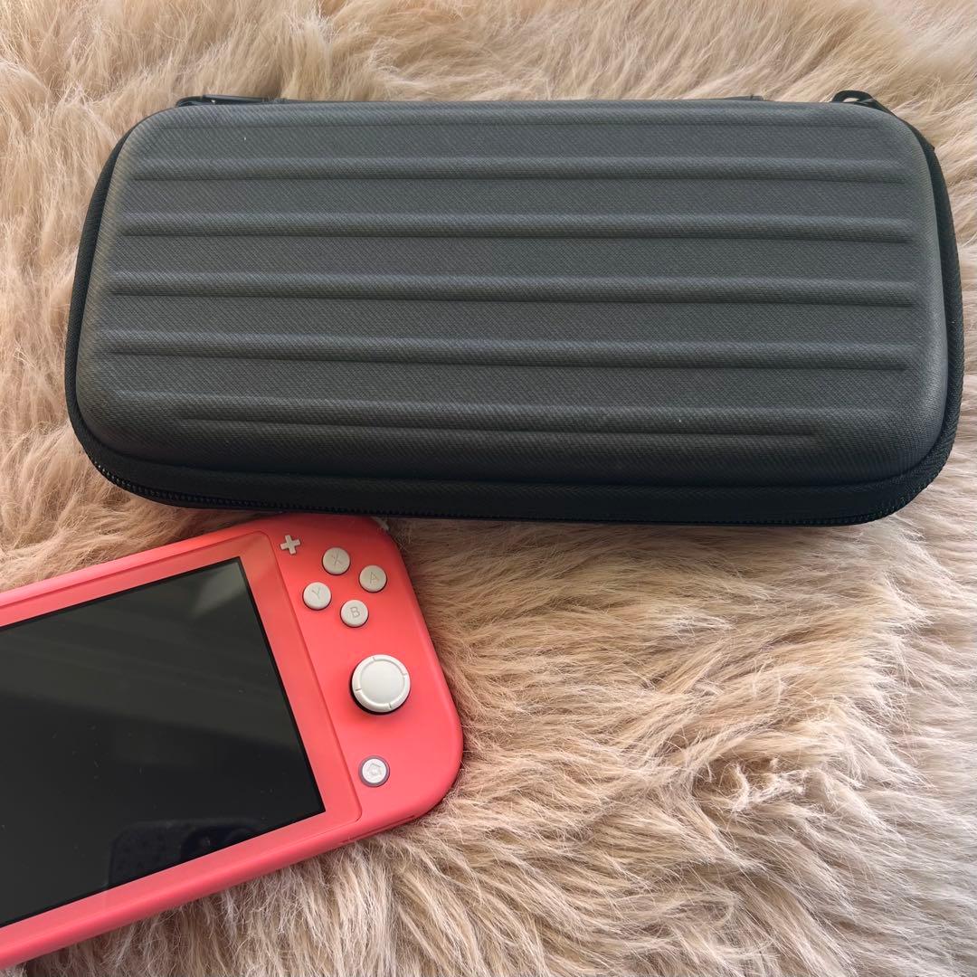 【極美品】Nintendo Switch Lite 本体+公式ケース コーラル