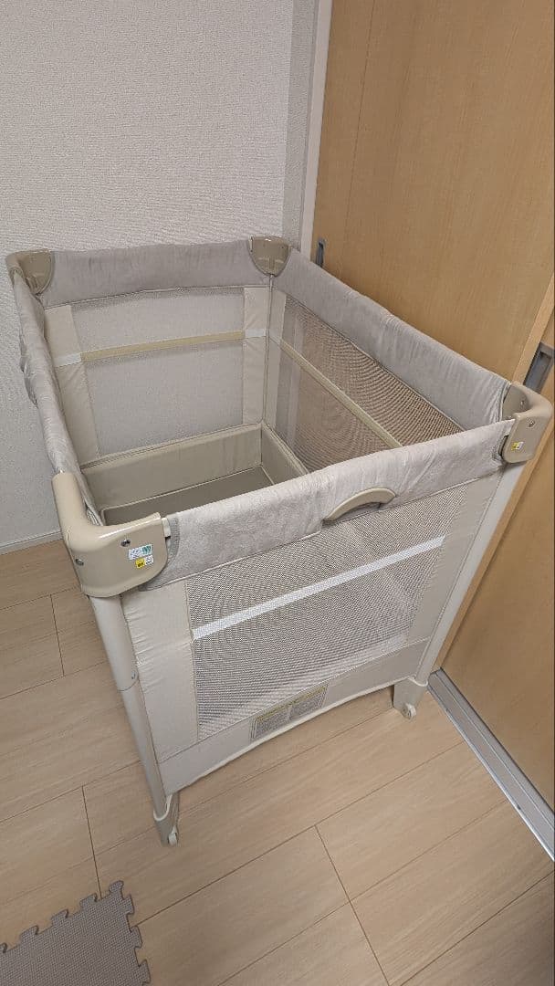 アップリカ ベビーベッド ココネル エアープラス AB ホワイトベージュ