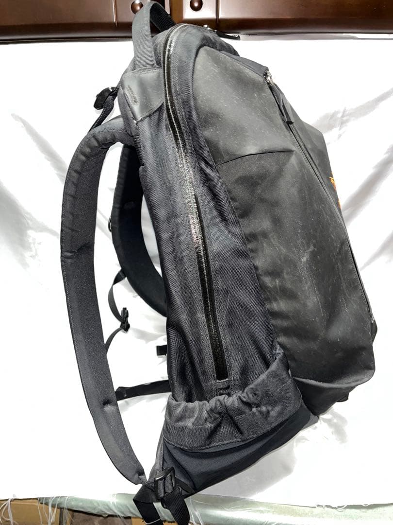 こ*ん様 【限定品】ARC'TERYX BEAMS コラボ Arrow22