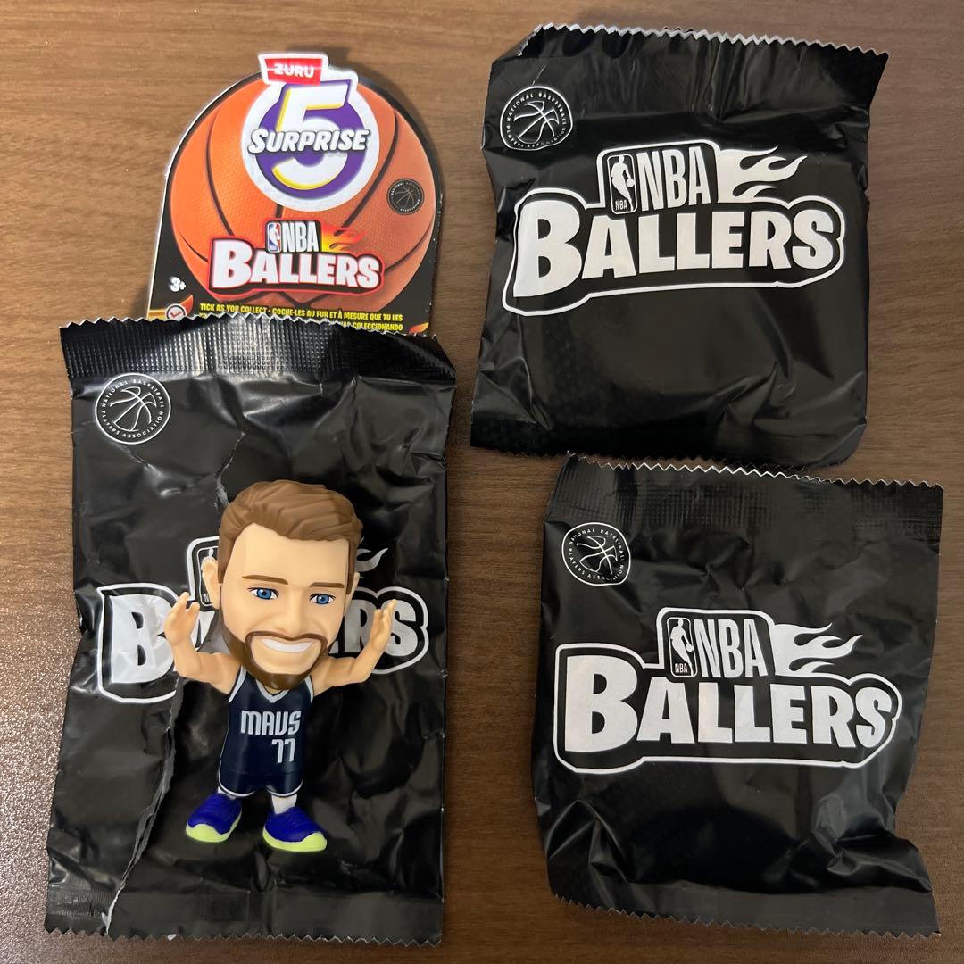 NBA Ballers サプライズフィギュア スペシャルの4点セット