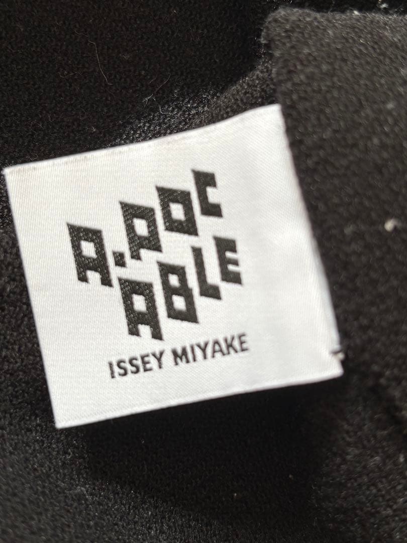 イッセイミヤケ　エイポックエイブル　A POC able 半袖Tシャツ　黒