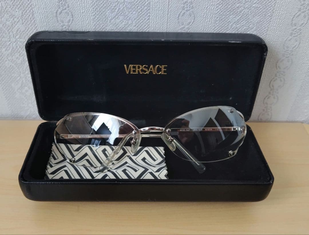 GACKT着用モデル VERSACE サングラス