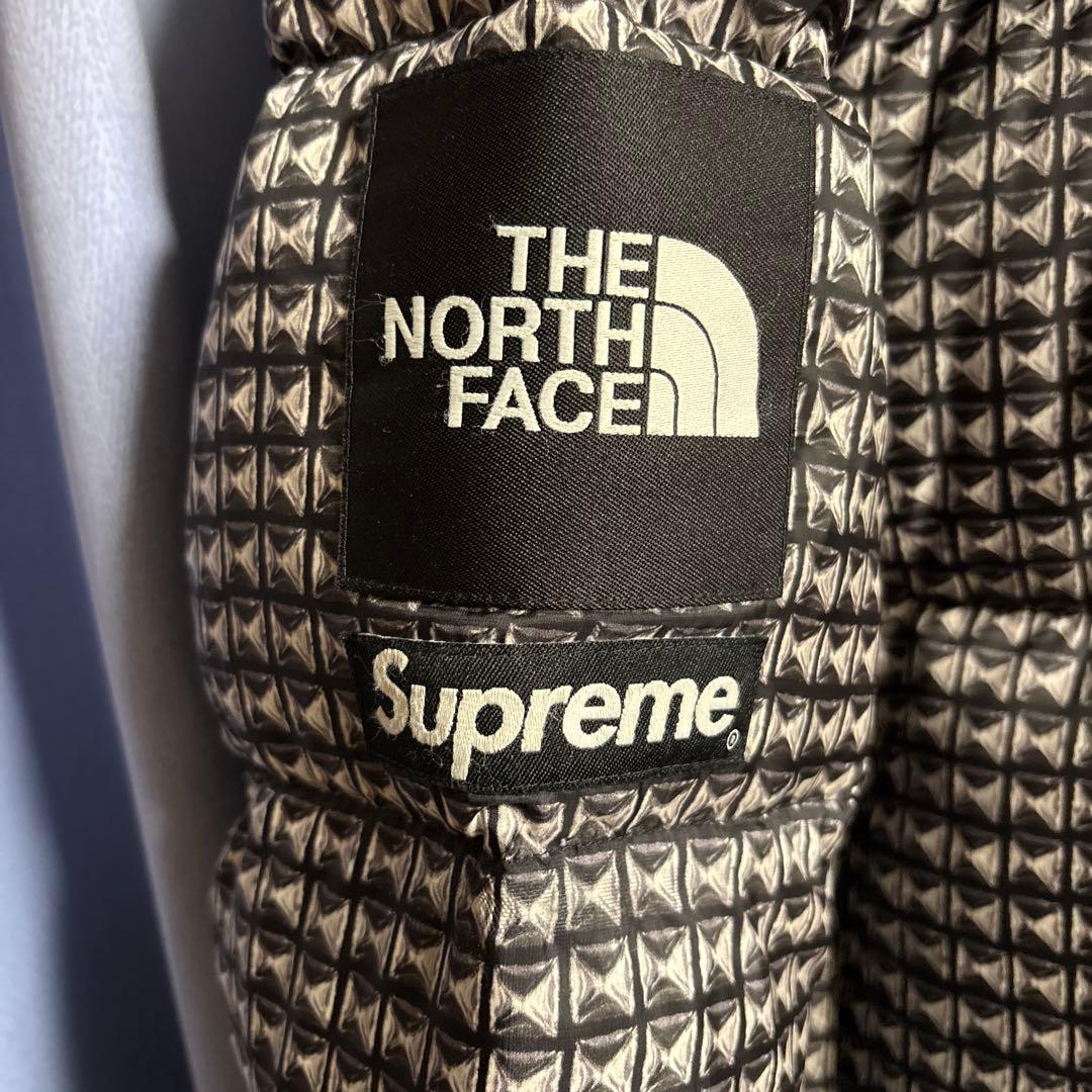 THE NORTH FACE × Supreme ダウンジャケット