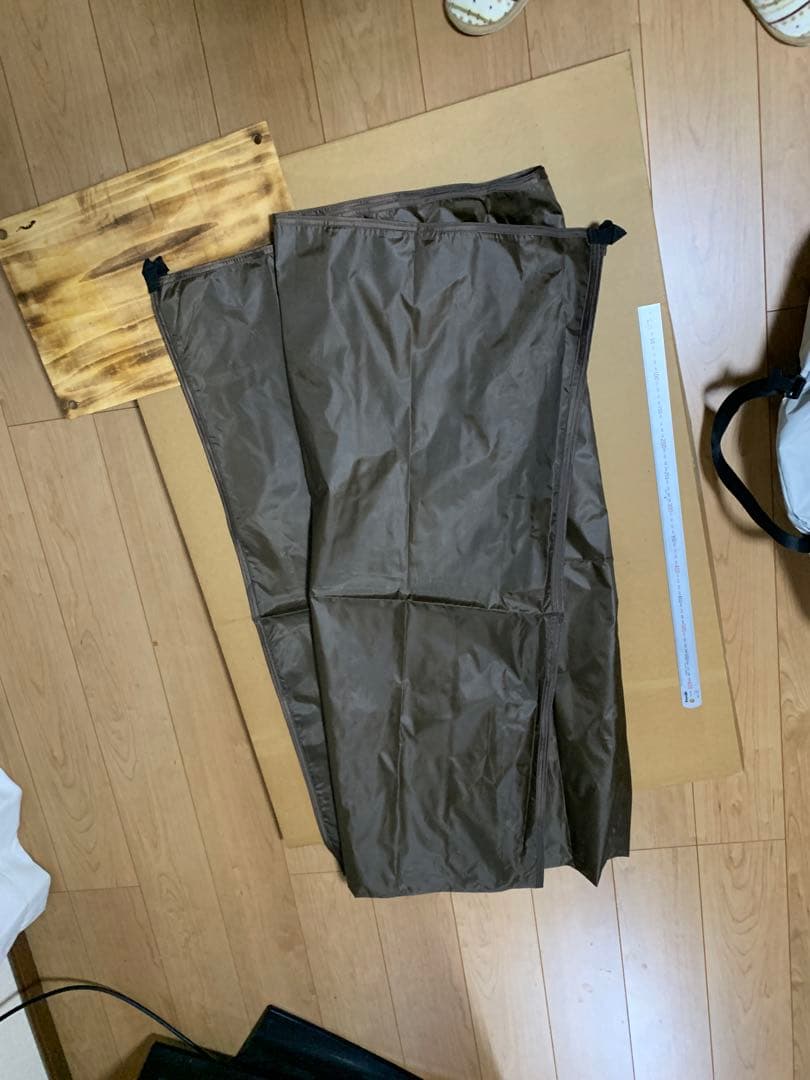 軽量多層構造キャンプテント