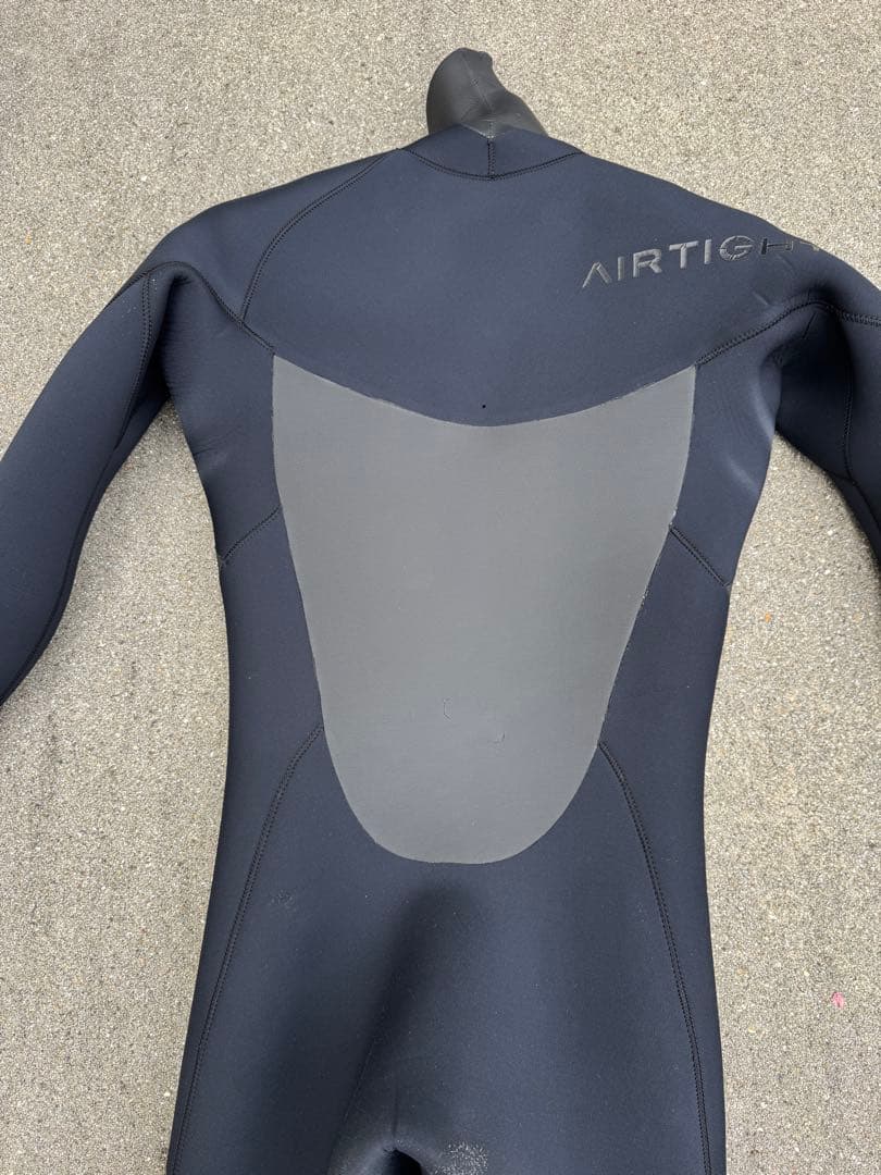 エアータイト　セミドライ　ウェットスーツ