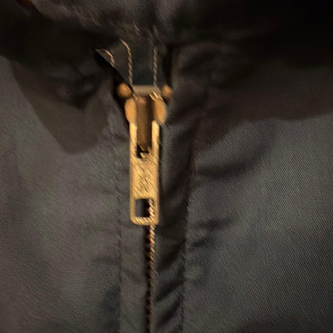 ネイビー ナイロンジャケット パラシュート刺繍