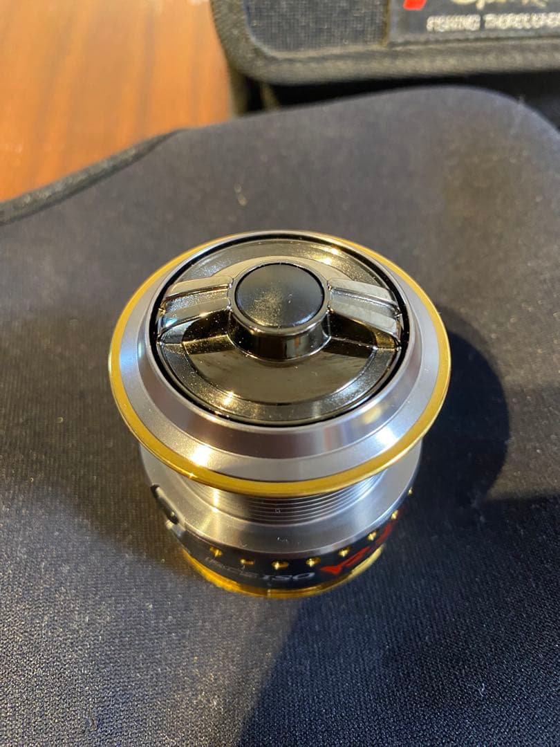 ダイワ06トーナメントＺ2500ＬＢ