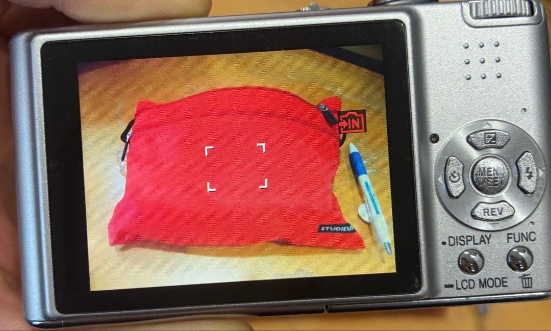 LUMIX コンパクトデジタルカメラ DMC-FX30