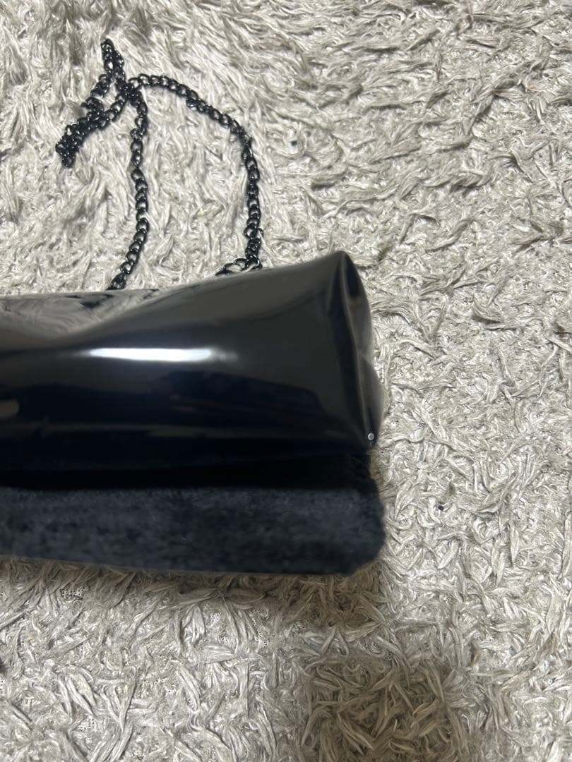 ②ノベルティ　シャネル　エナメル　チェーンバッグ