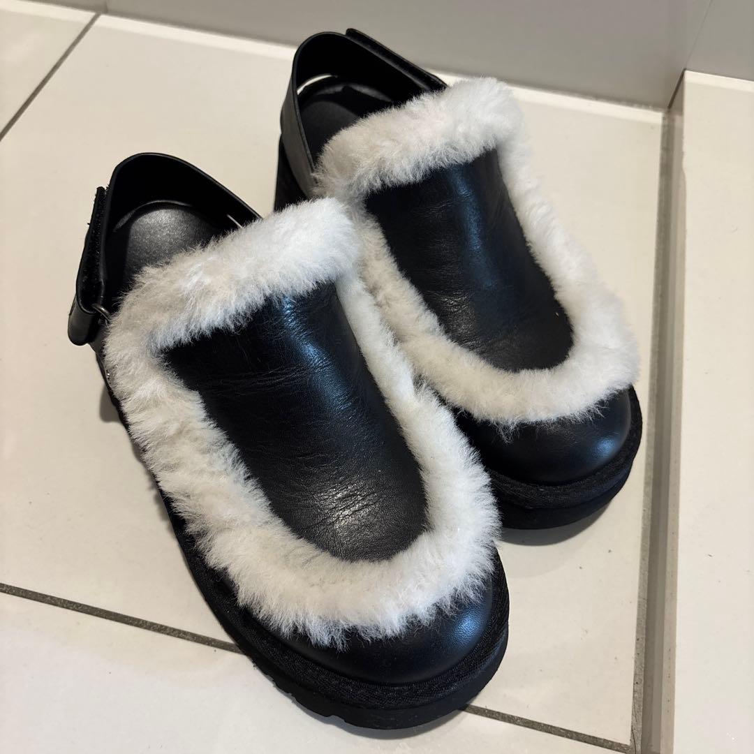 UGG Esmee Clog Leather 23cm エスミークロッグレザー