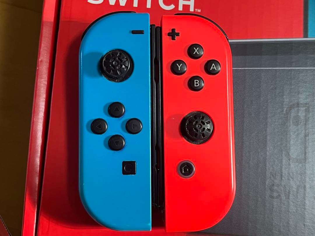 Nintendo Switch 本体 青/赤 Joy-Con付き　ジャンク品