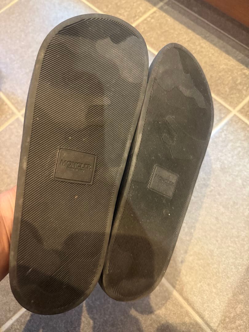 モンクレール　Basile　定番　ラバーサンダル　MONCLER