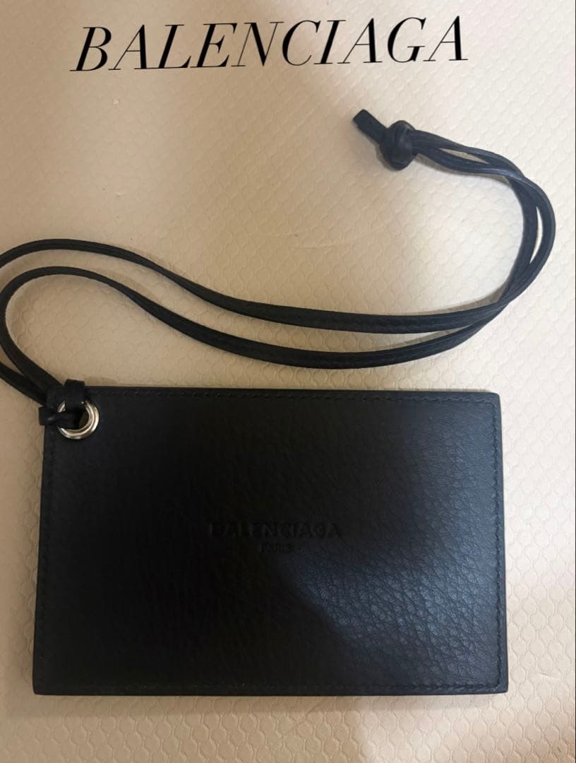 ⭐️最終値下げ⭐️BALENCIAGA ⭐️ バレンシアガ　ミラー　ブラック　チャーム