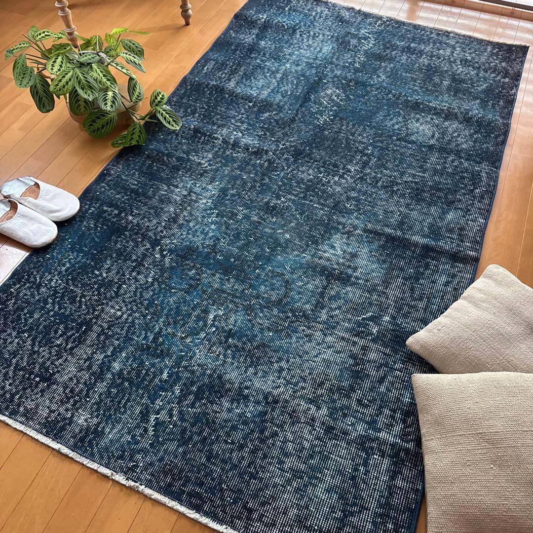 110×191ネイビーインディゴブルー　オーバーダイ　トルコヴィンテージラグ