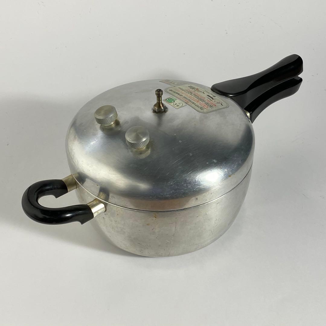 ヘイワ 中型圧力鍋 アルミ製 蓋付 2.8L PC-28A