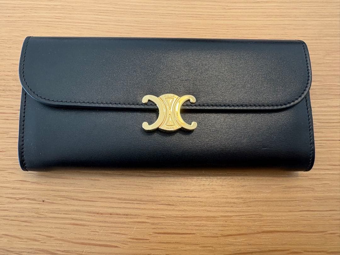※イトちゃん※【セリーヌ】トリオンフ長財布