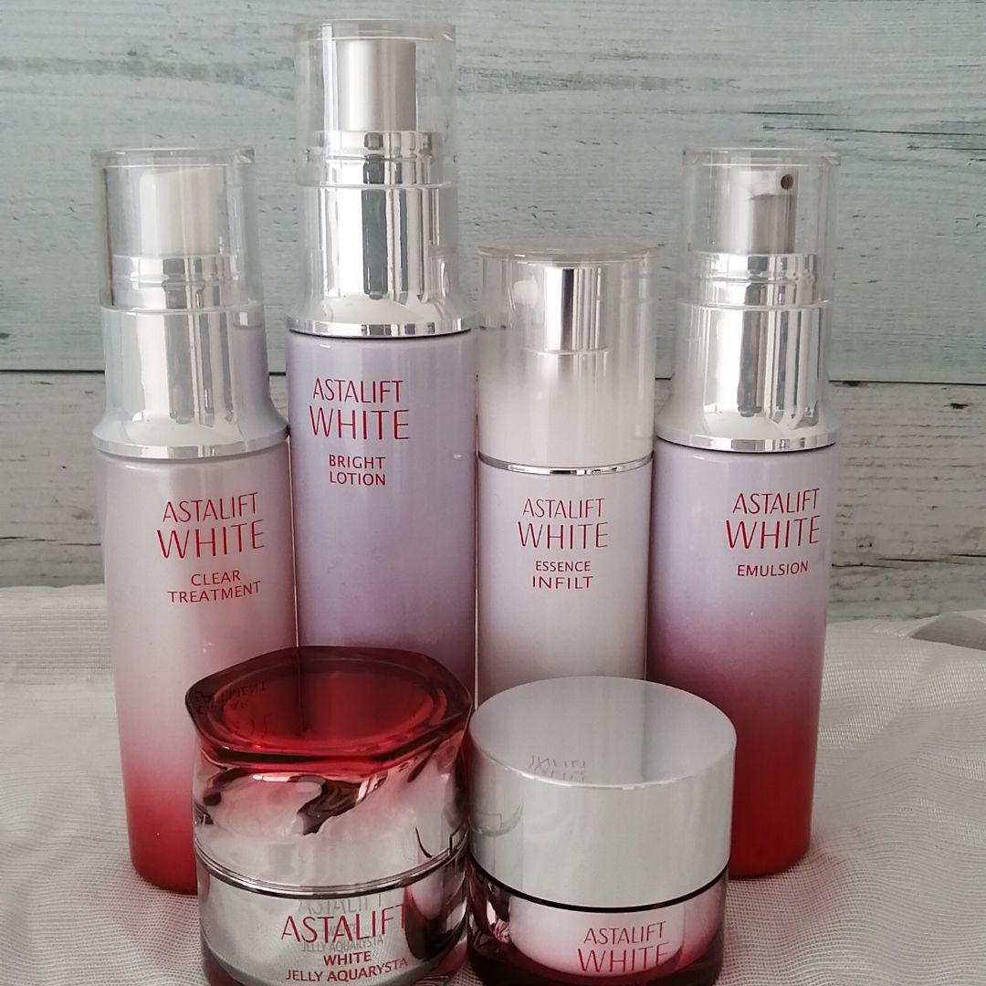 ASTALIFT WHITE スペシャル　スキンケアセット