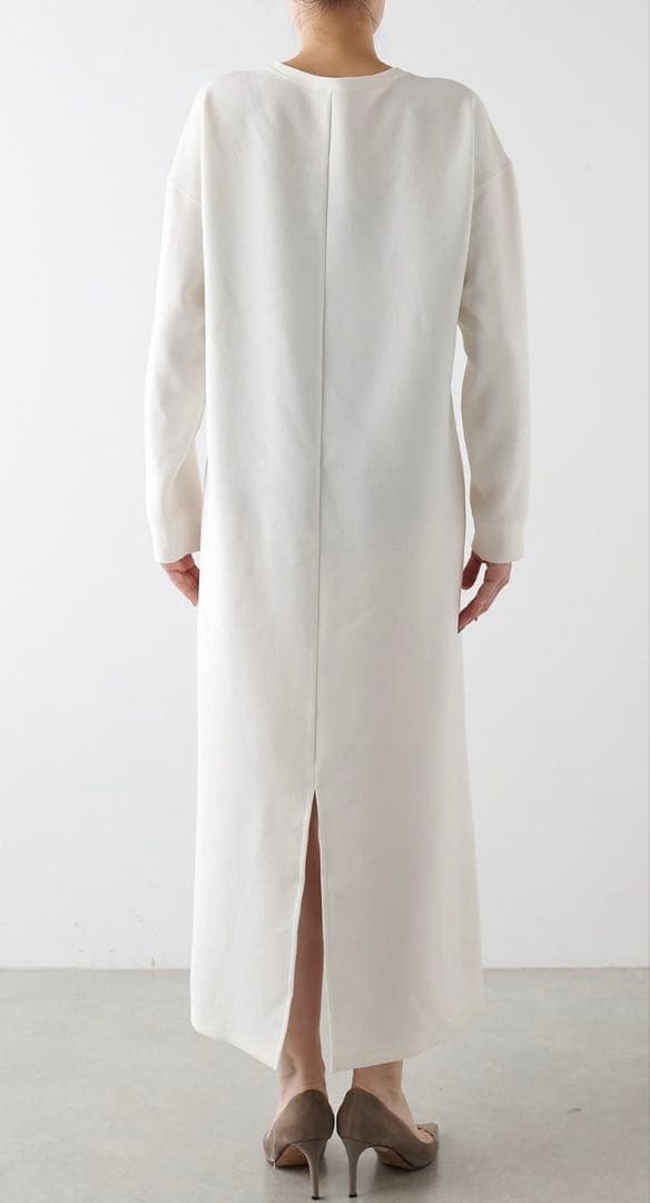 今季★ウィムガゼット Vガゼットワンピース オフホワイト