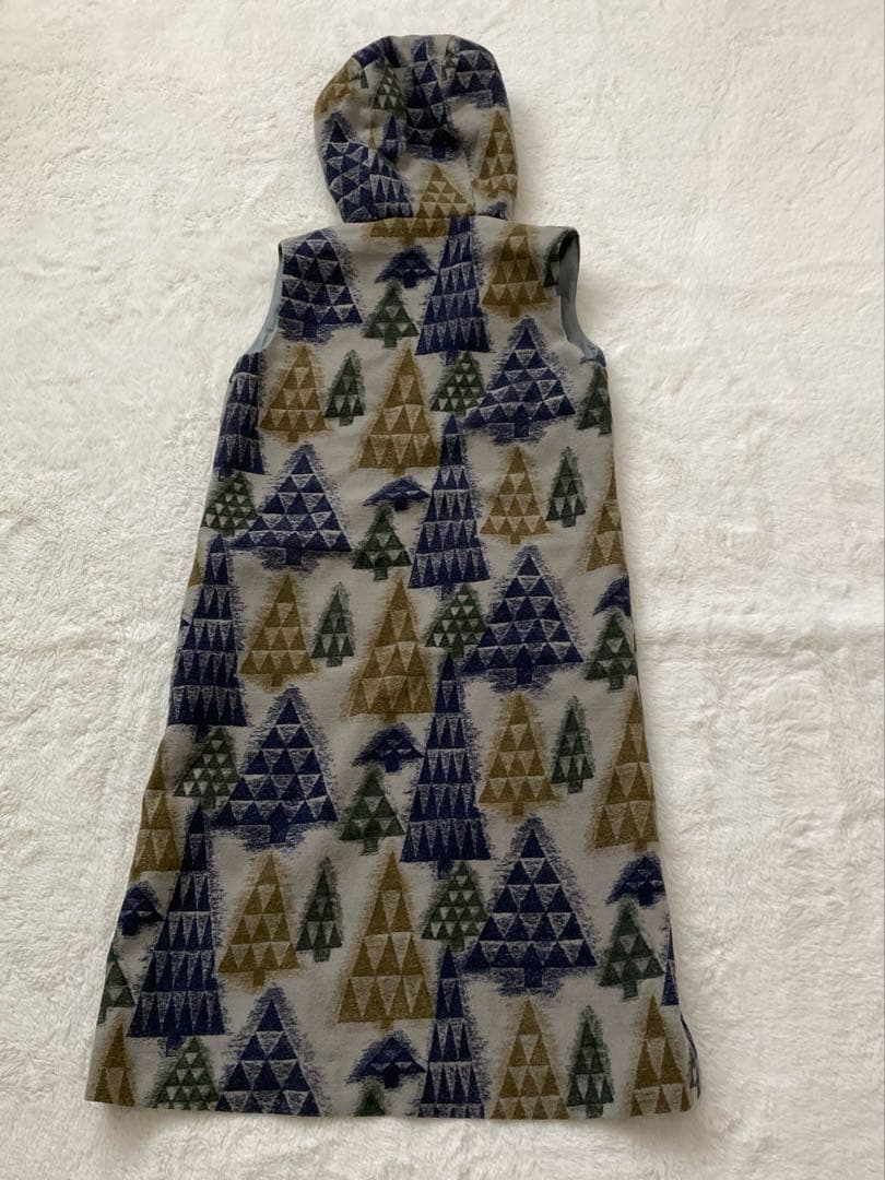 サリースコット　フード付き　ウール　ワンピース