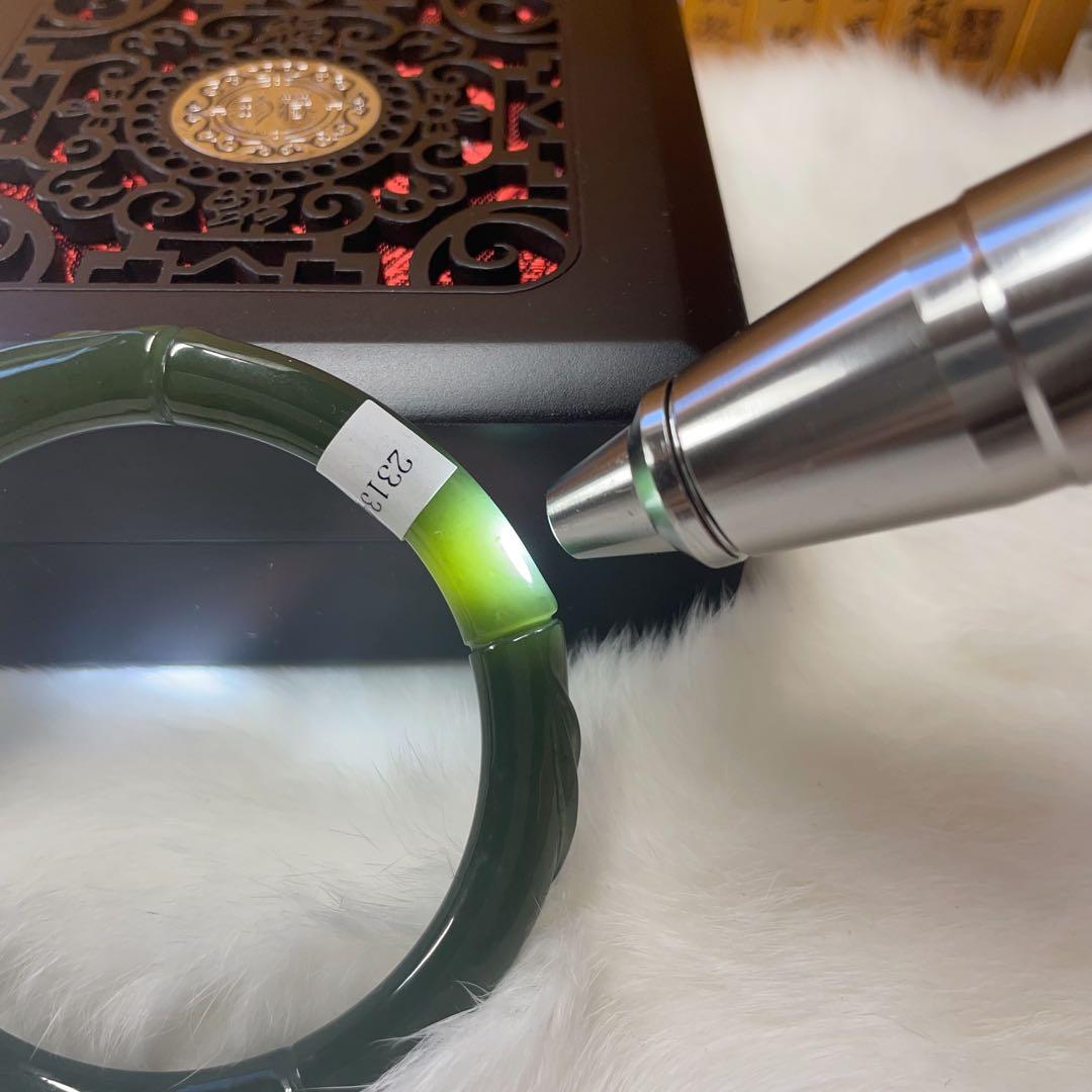 【鑑別書付き】和田玉-満手彫刻竹 青海料青玉 バングル　竹雕刻 59.8mm