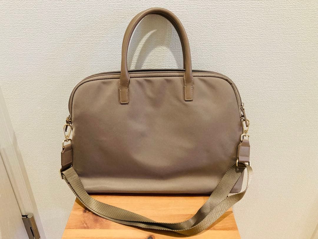 【美品】TOCCA 2wayビジネスバッグ