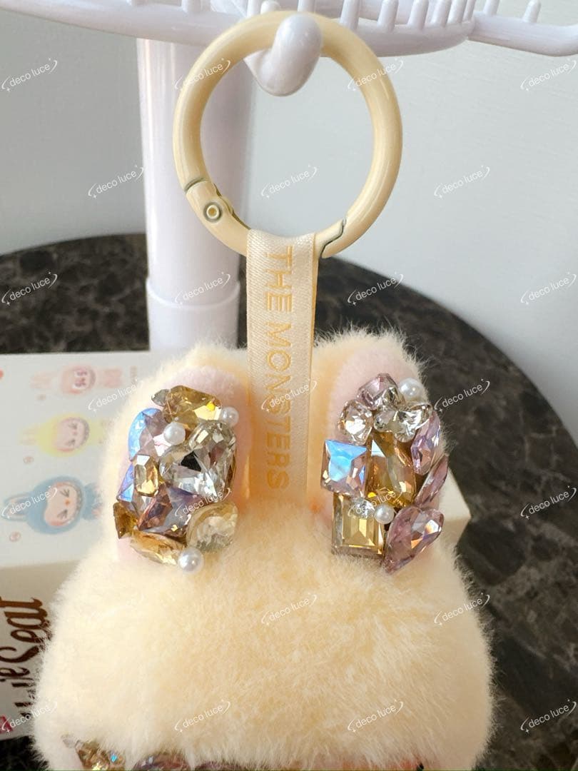 スワロフスキー　ラブブ　デコレーション　Have a Seat SISI シート