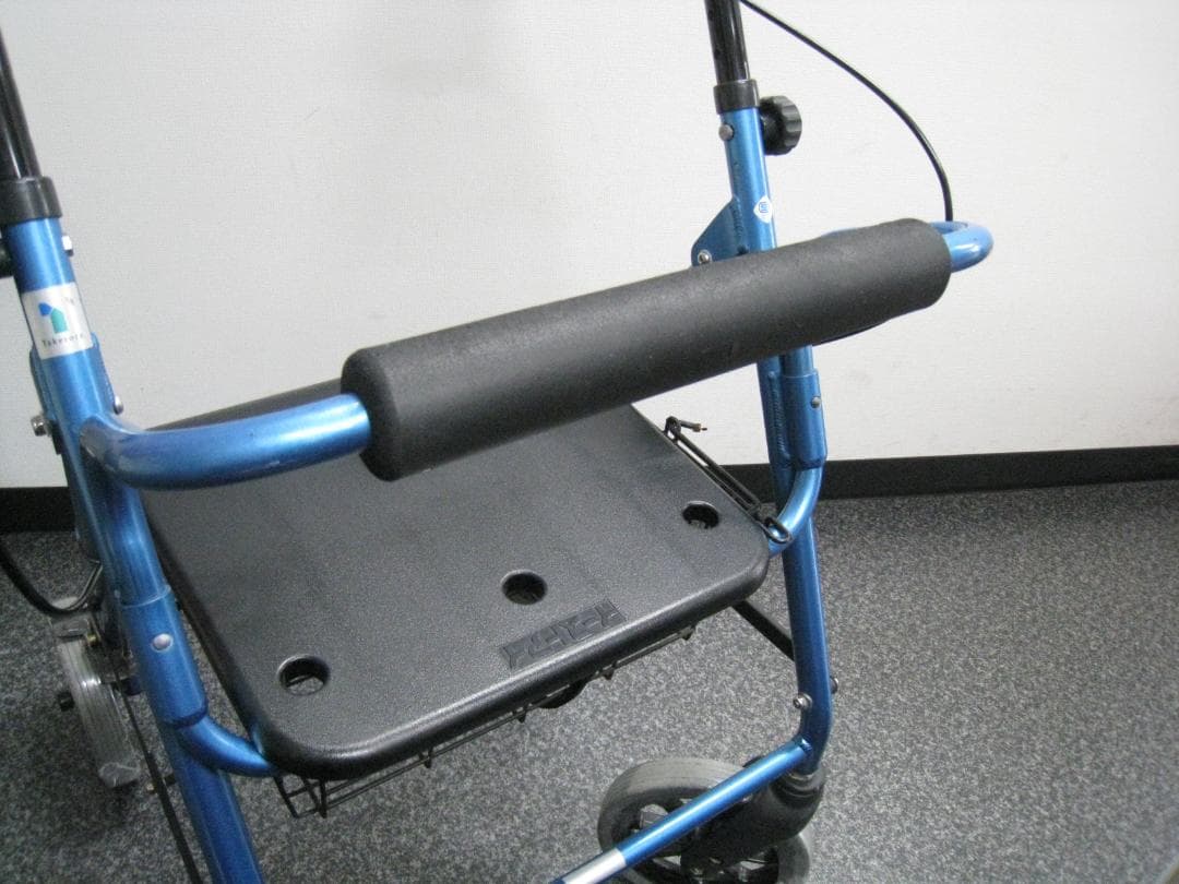 ハッピーⅡ NB 竹虎 歩行器 介護用品 ブルーメタリック バスケット付き