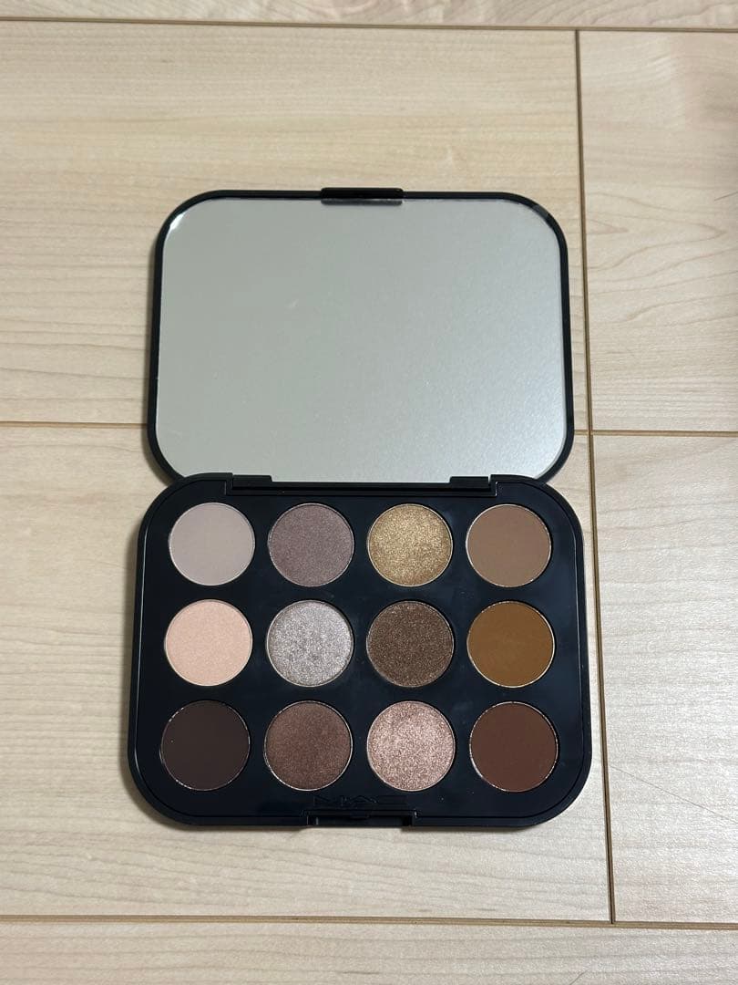 アイシャドウ CONNECT IN COLOUR EYE SHADOW PALETTE MAC