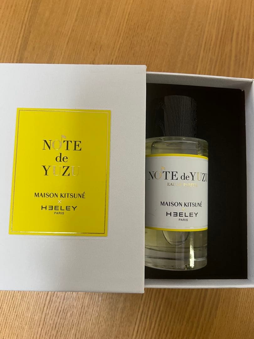 メゾンキツネ×ヒーリー MAISON KITSUNÉ NOTE de YUZU
