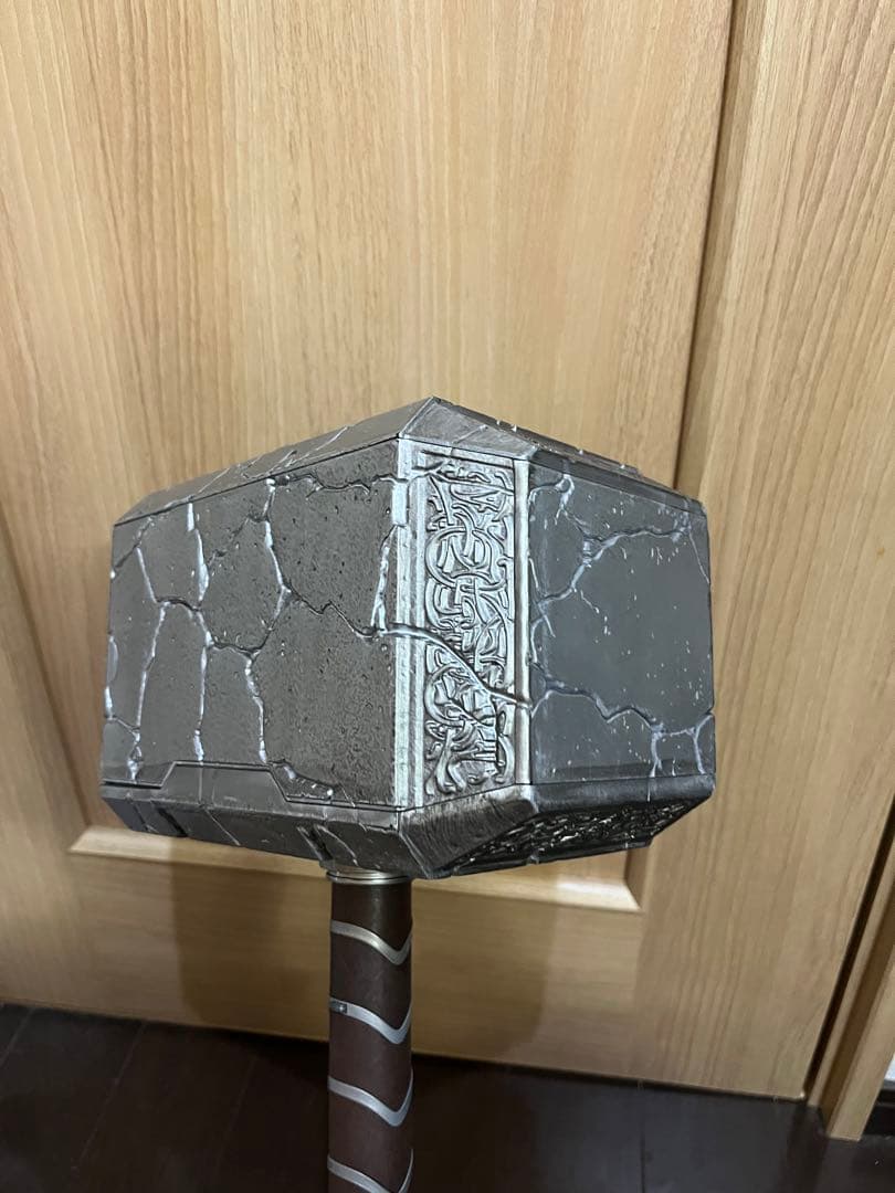 ムジョルニア ハズブロ ソー ハンマー