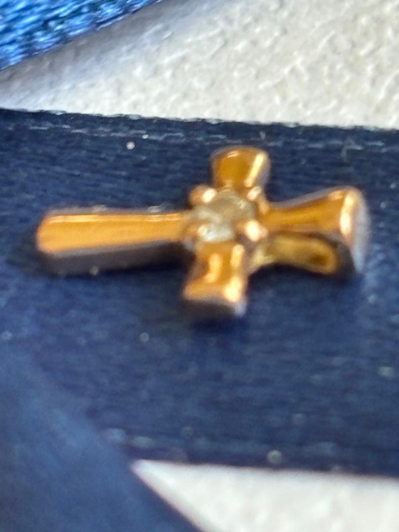 金属製十字架チャーム 18Kゴールドダイヤモンド