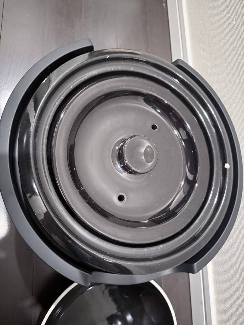 siroca 電気土鍋 SR-E111 2022年製