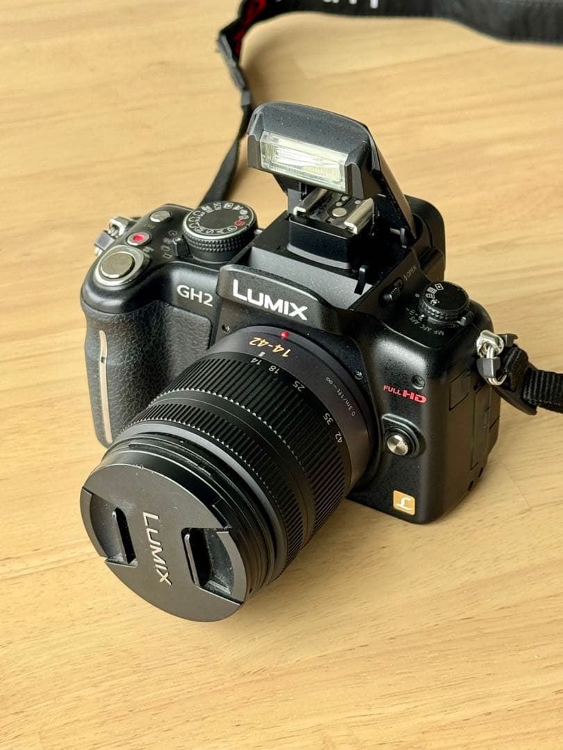 【美品】Panasonic LUMIX DMC-GH2 ブラック（パナソニック）