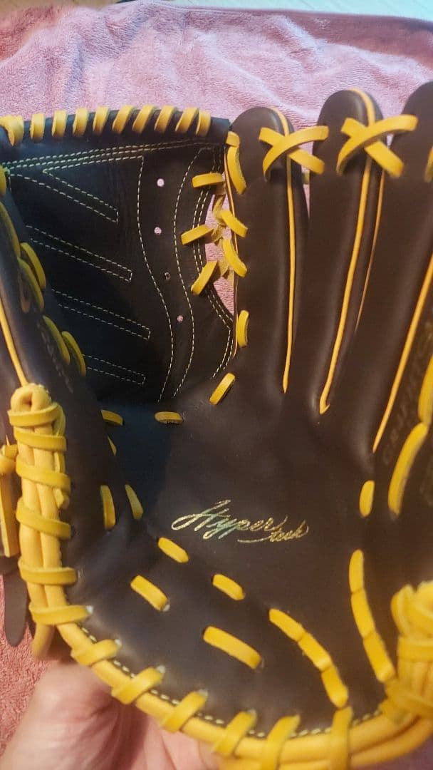 ローリングス　投手用グローブ　大人用