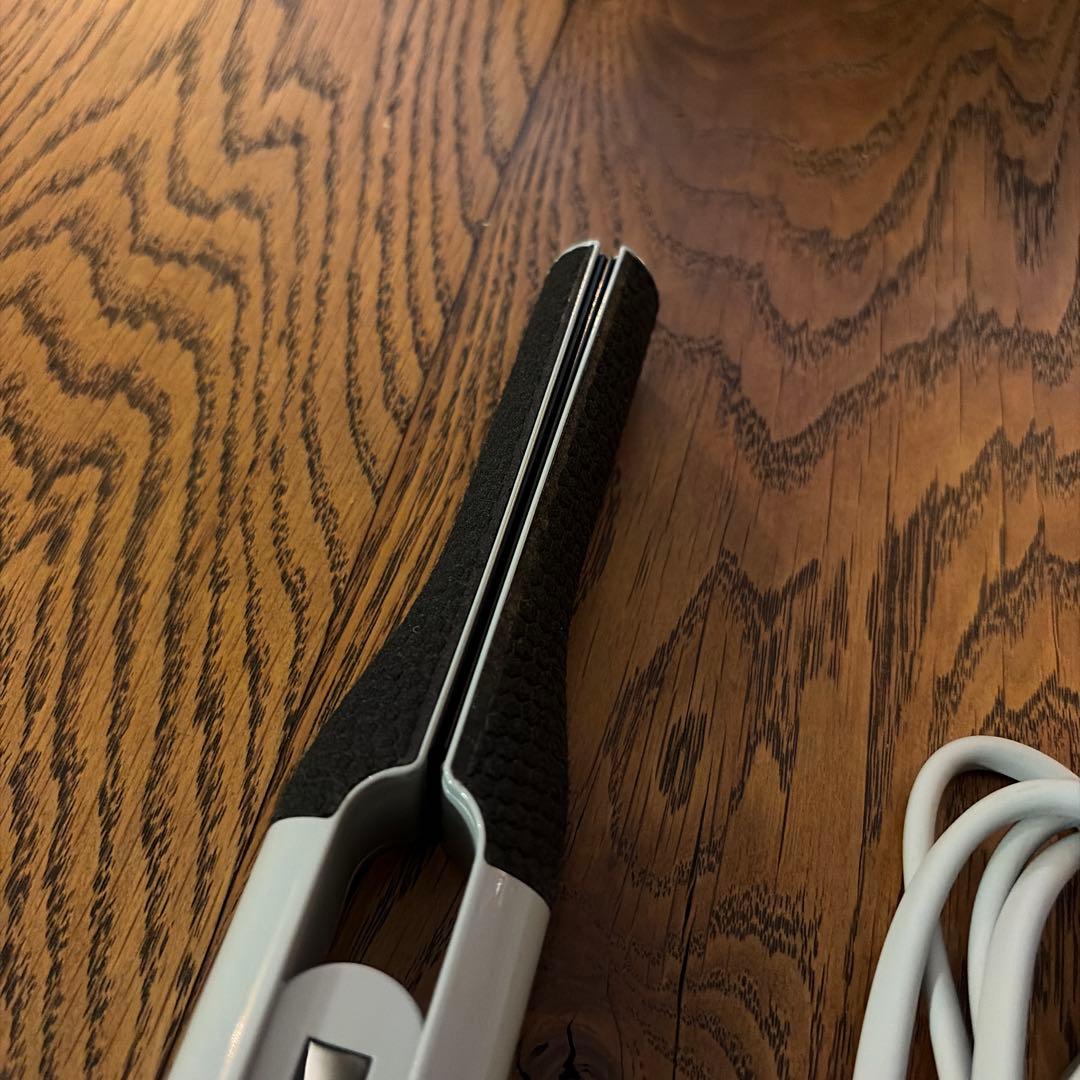 cado ヘアアイロン　ストレートアイロン