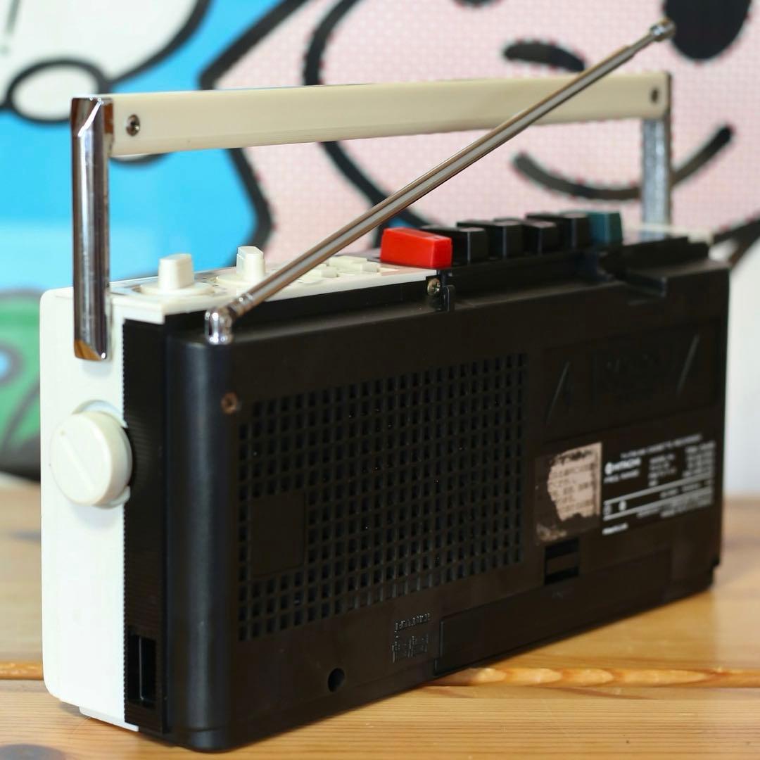 ヒタチ ラジカセ かセットプレーヤー