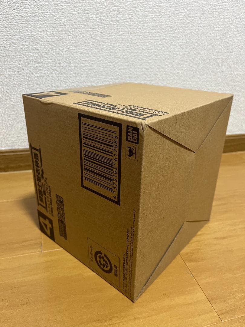 輸送箱未開封 聖闘士聖衣神話EX ジェミニサガ  双子座  サガ GOLD24