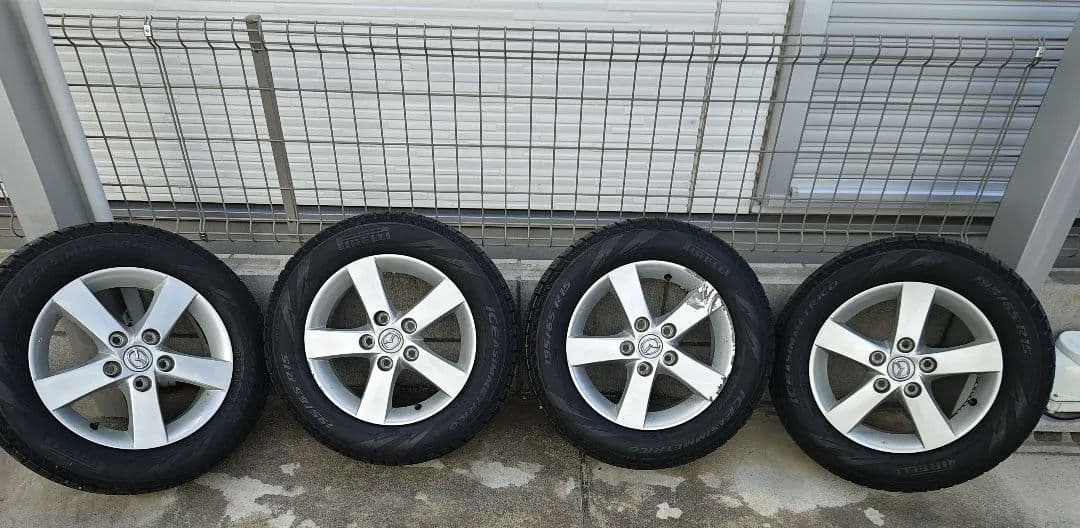 プレマシー 冬タイヤ・ホイールセット Pirelli 195/65 R15