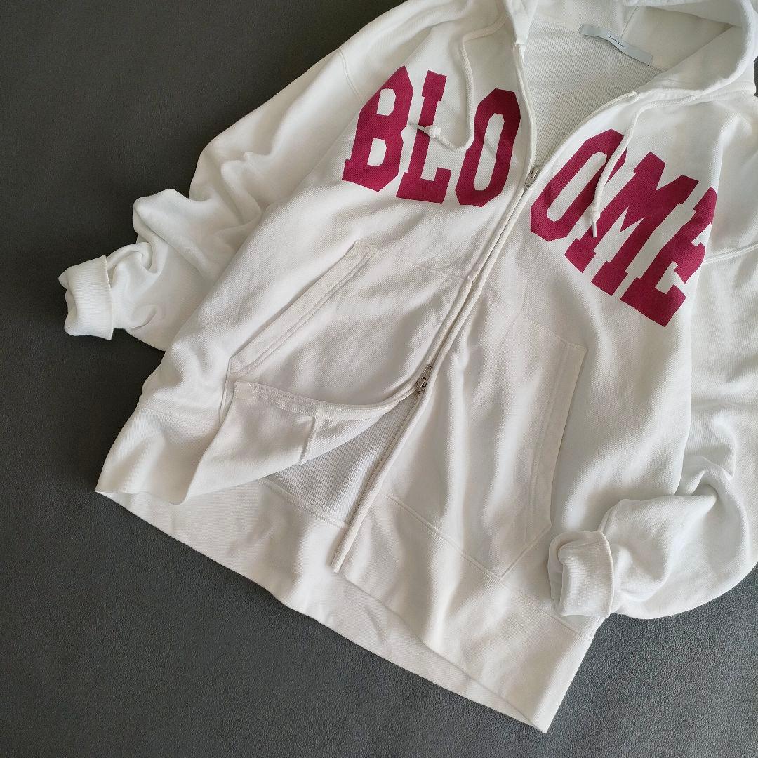 フレームワーク プリントZIPパーカー ロゴ フード