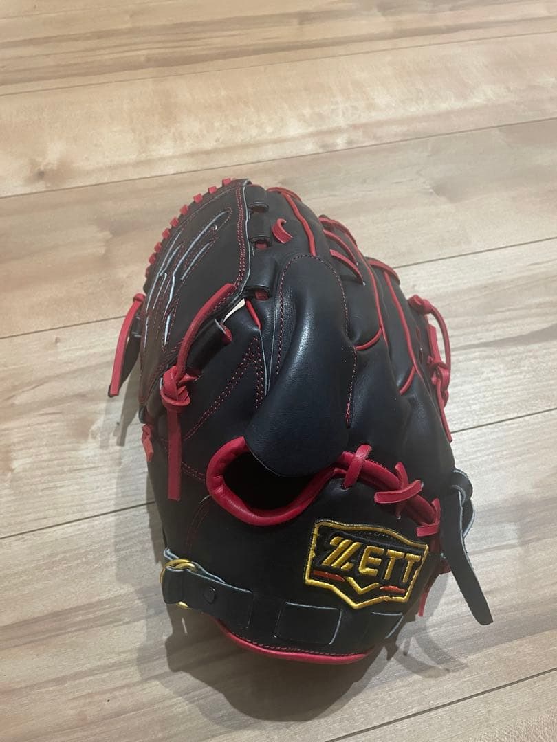 ZETT 硬式グローブ 黒/赤　　最終値下げ中！