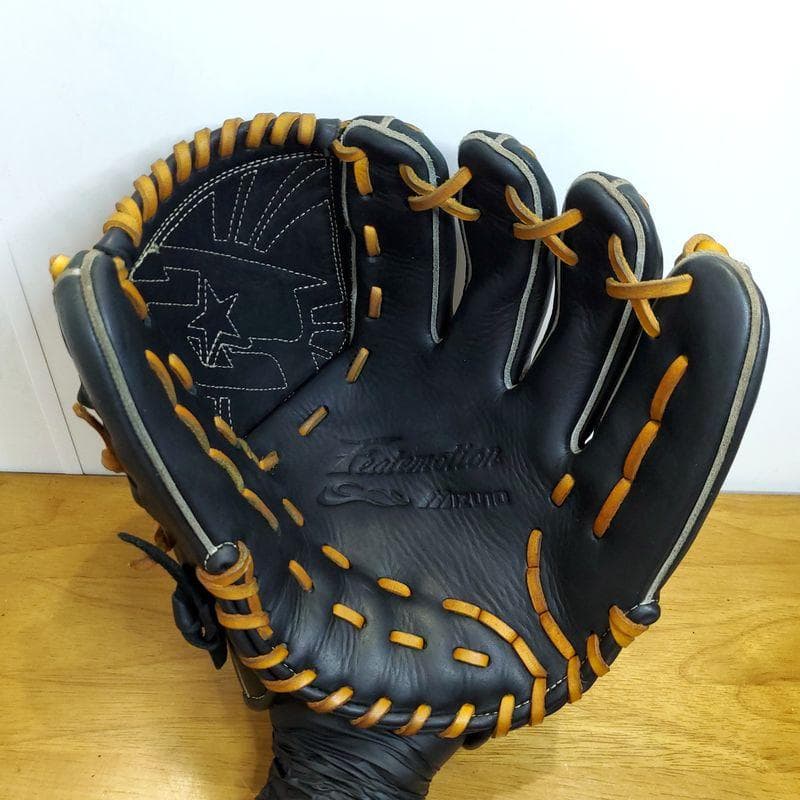 ミズノ 菅野智之モデル 投手用 軟式グローブ