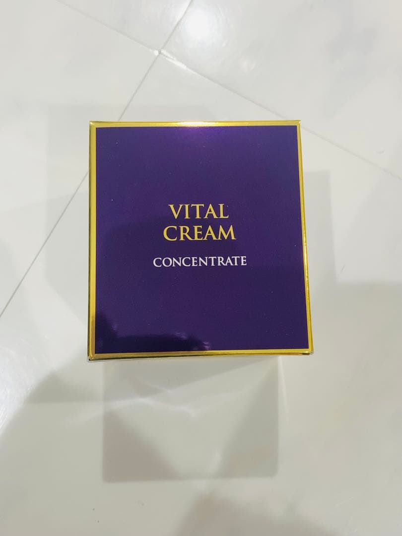 ✨限定値下げ✨ シーボン コンセントレートプラス バイタルクリームa 37g