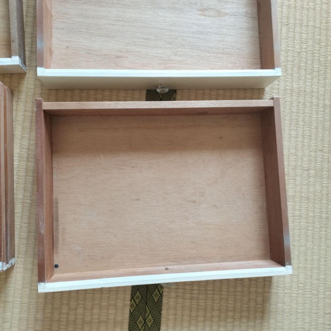 アンティークの引き出し収納棚　Siettela