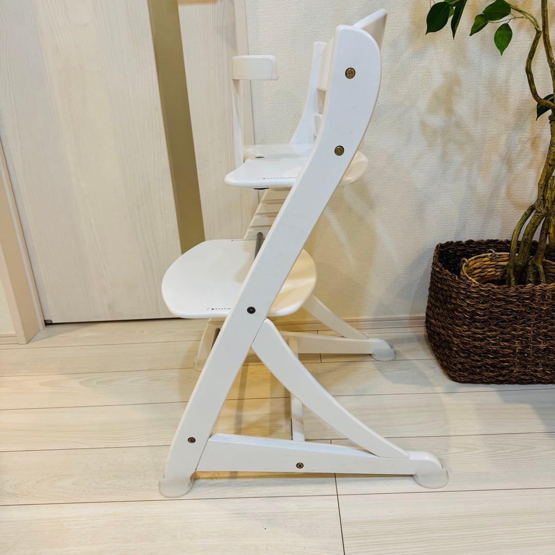 《大人気カラー》 大和屋 すくすくチェアプラス ホワイト ハイチェア