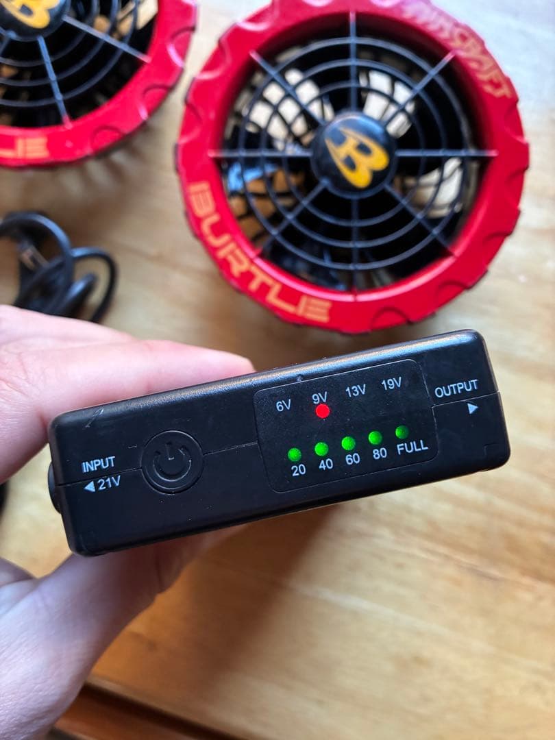 【BURTLE AIRCRAFT ファン＋バッテリーセット】AC300 19V