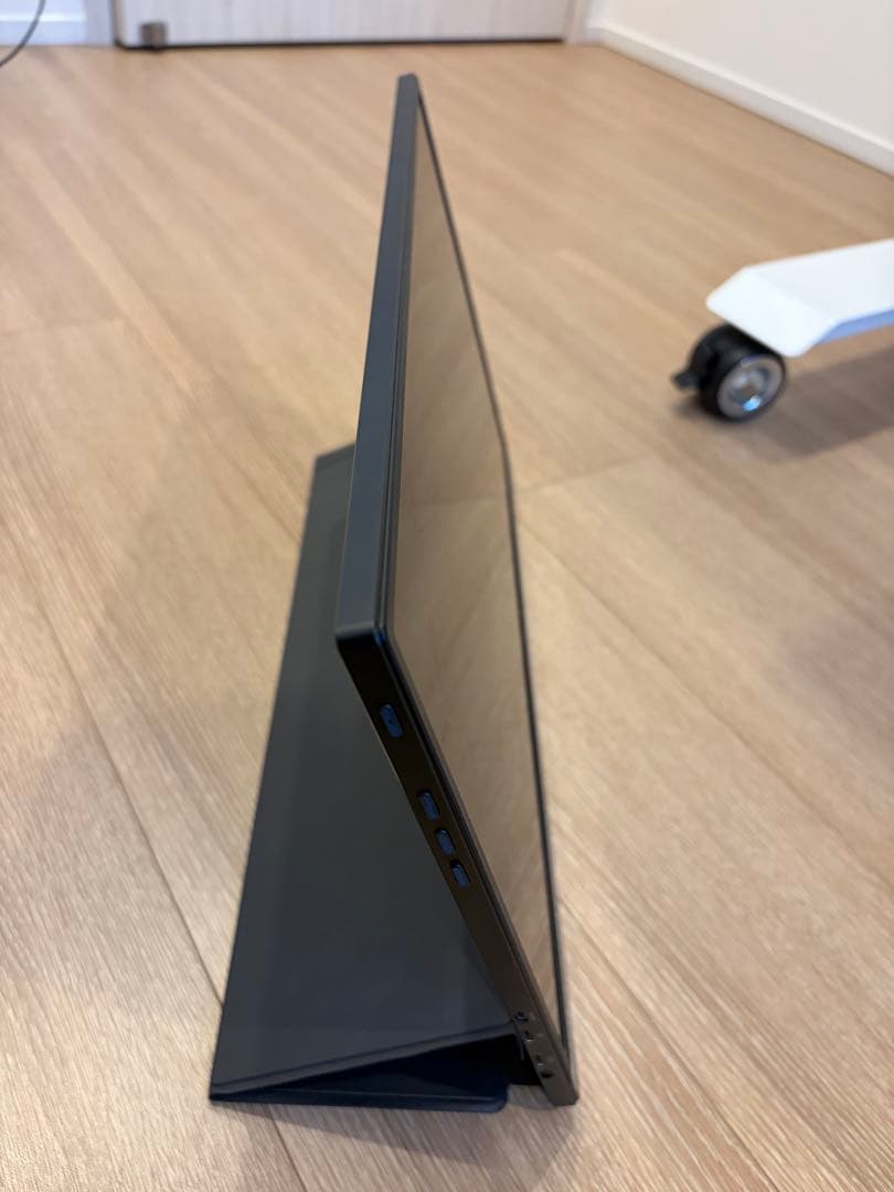 ASUSのポータブルゲーミングモニター 「ROG Strix XG17AHPE」