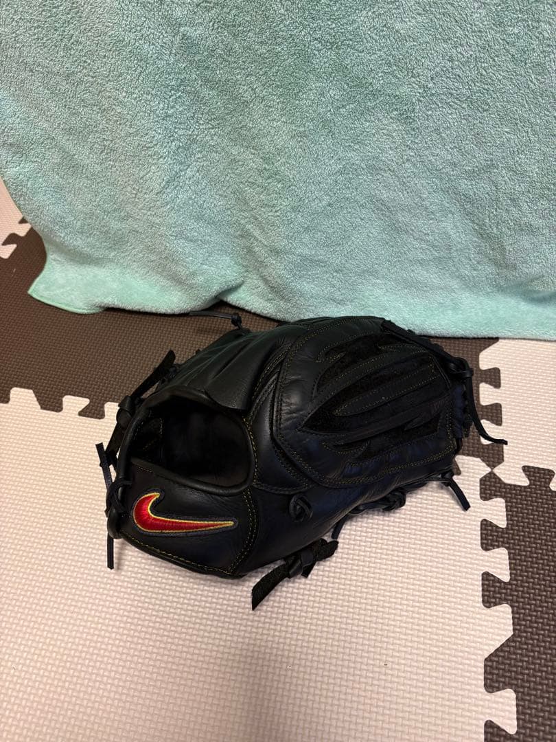 ナイキ一般軟式ピッチャー用グローブ