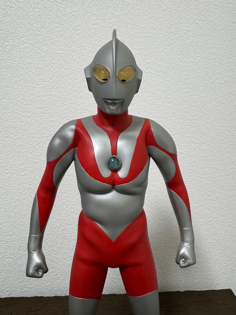 海洋堂　ウルトラマン　Bタイプ　キャラクタークラシック　完成品　33cm