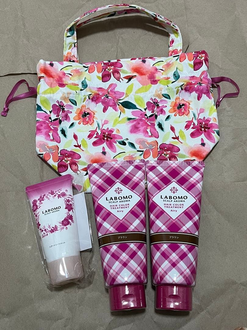 LABOMO スカルプアロマ ヘアカラー トリートメント 2本セット＋バッグ