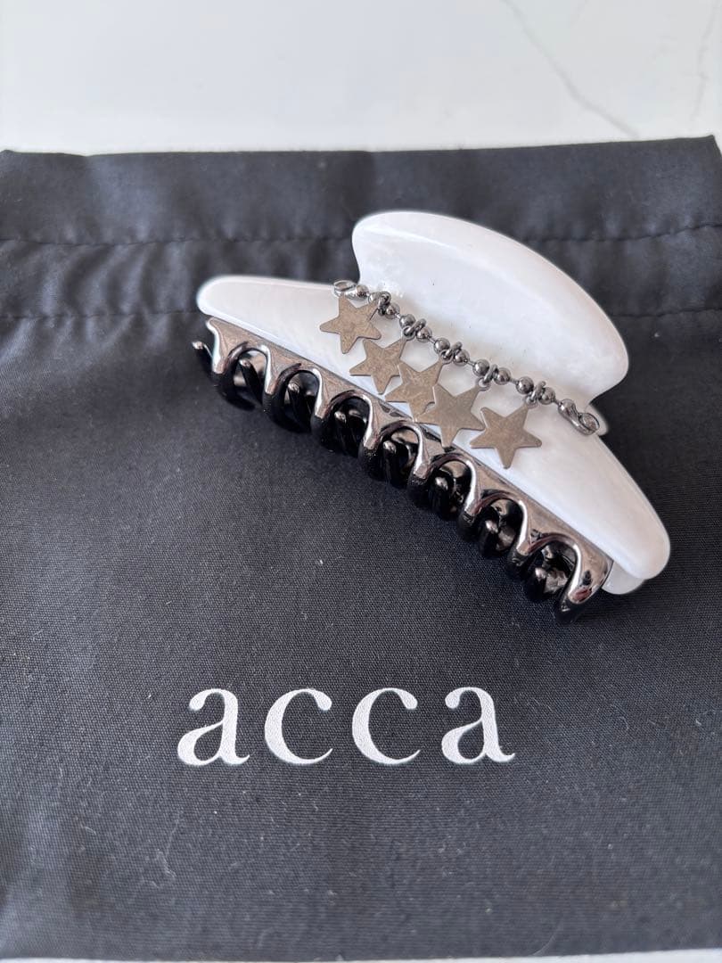 acca アッカ　ヘアクリップ　星　スター　白